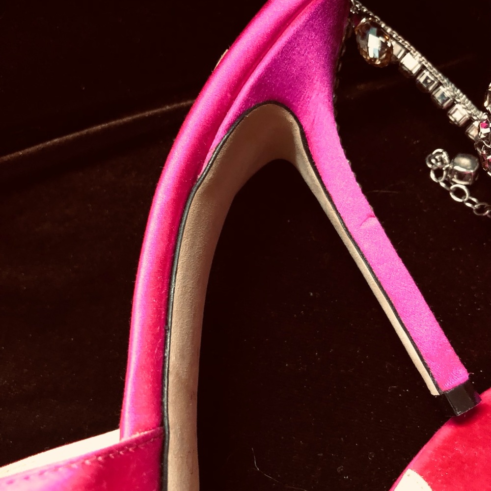 Jimmy Choo Fuchsia Satin Jeweled Slingback Mules - Picture 5 of 11
